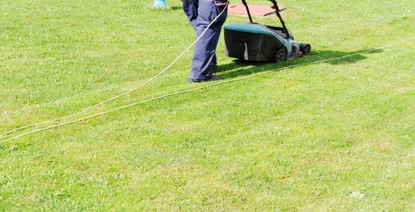 Synthetic Pitch Cleaning in Emsworth